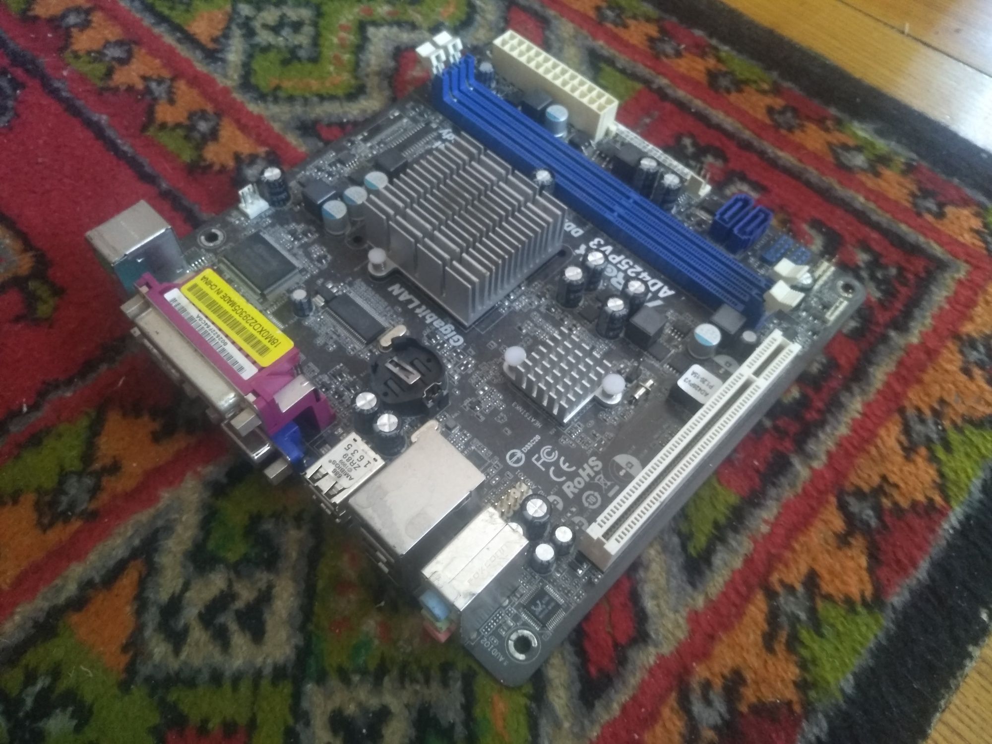 Матeринские платы mini-itx и 775