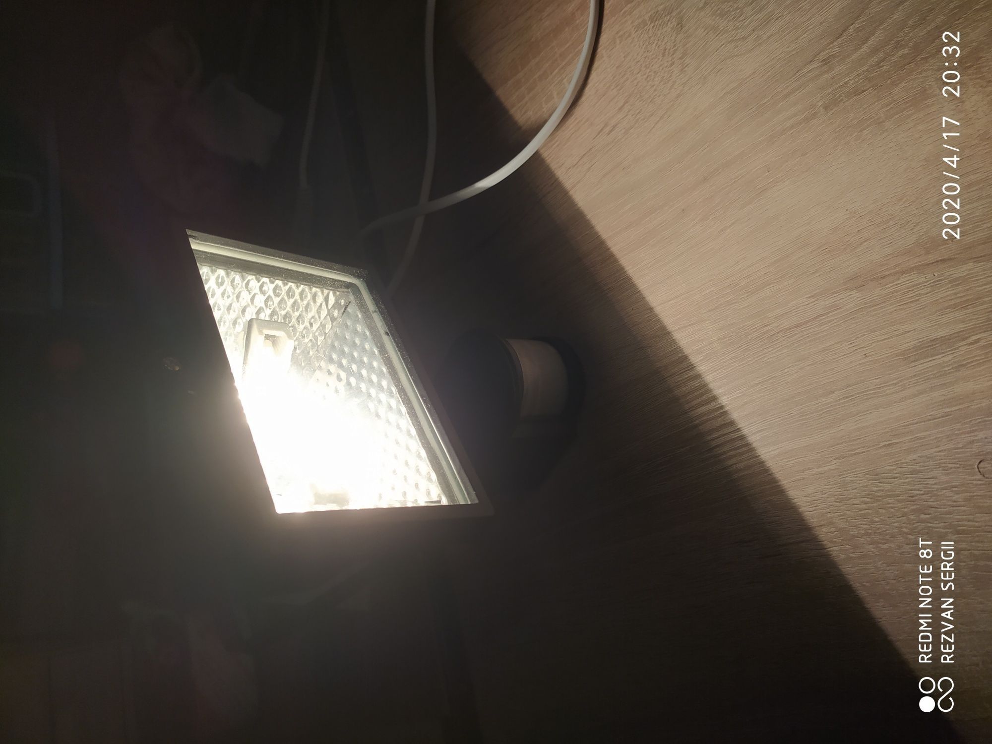 Прожектор галогенный с датчиком движения 150w