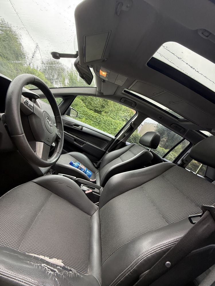 Opel Zafira 1.9CDTI 7 osobowa Panorama 7 osob