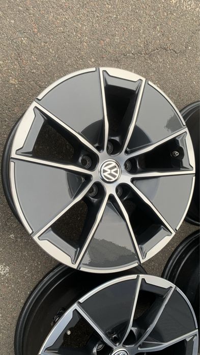 Комплект дисков Borbet R16 5x112 VW Skoda