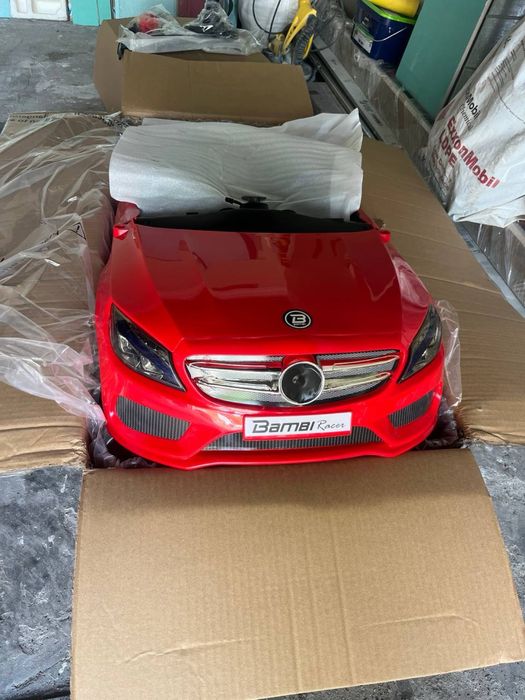 Дитячий електромобіль Mercedes S63 AMG M 3981EBLR-3