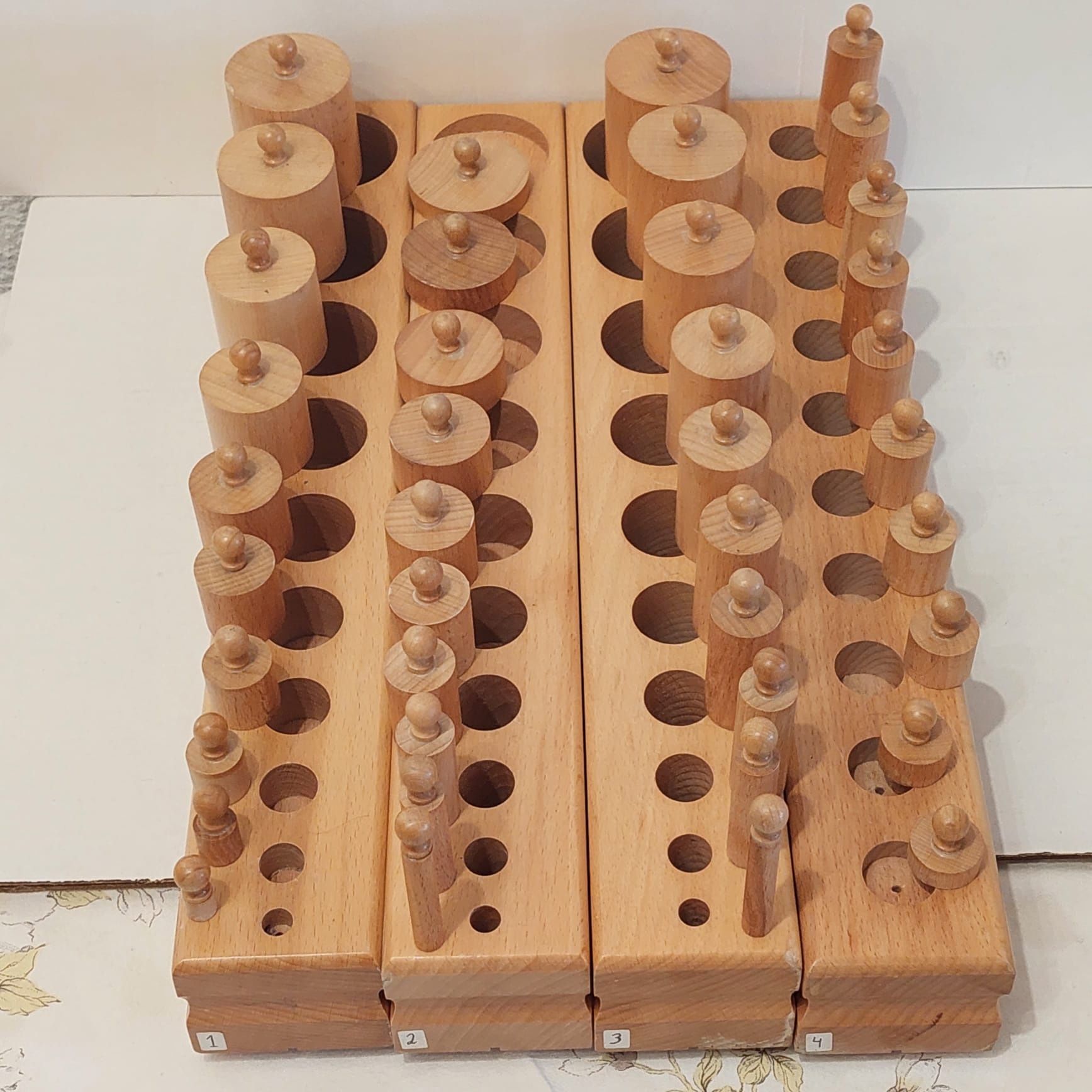 Montessori - Blocos Cilíndricos