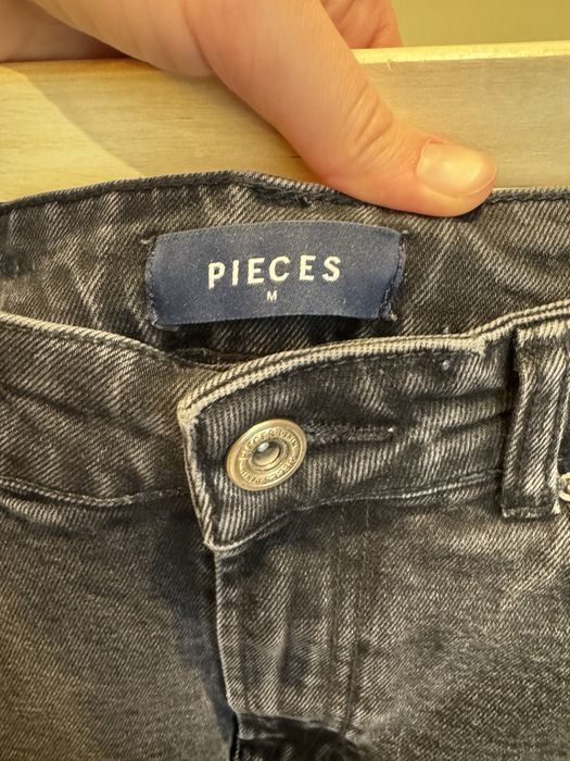 Джинси Pieces Mom, розмір М