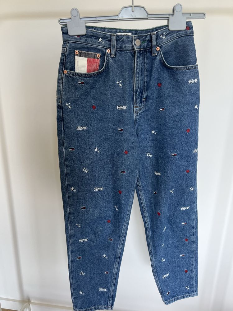 Damskie jeansy mom jeans Tommy Hilfiger Tommy Jeans logo