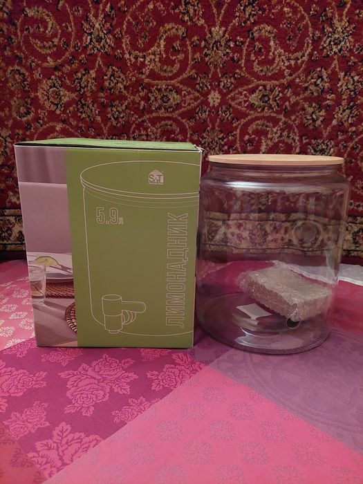 Лимонадник 4л на метал. стойке