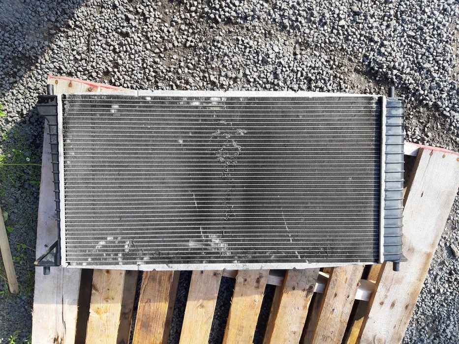 Chłodnica wody Ford F150 F 150 5.4 v 04-08r