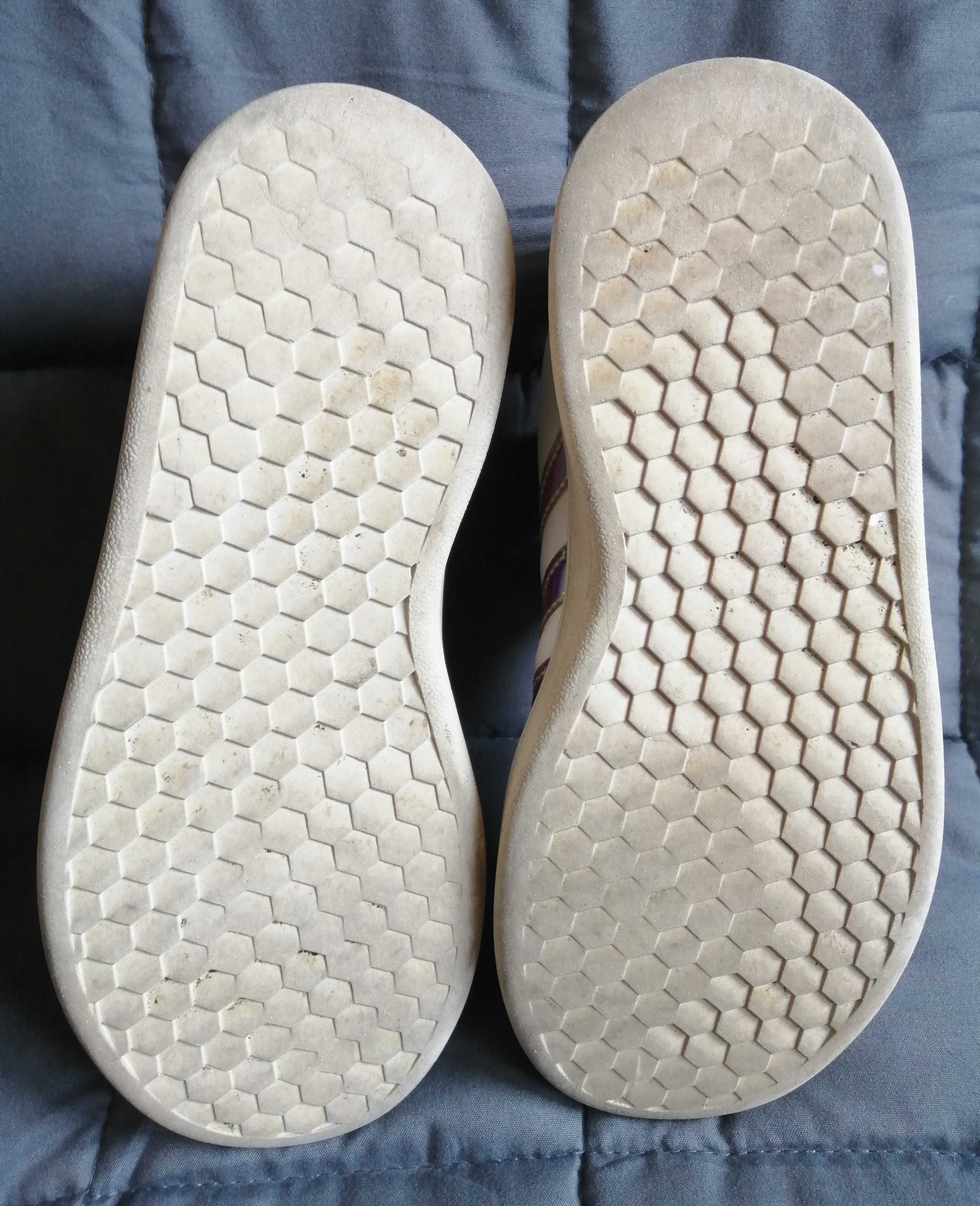 Buty dziwczęce Adidas roz. 29