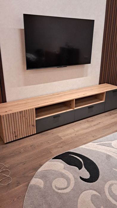 Тумба під телевізор