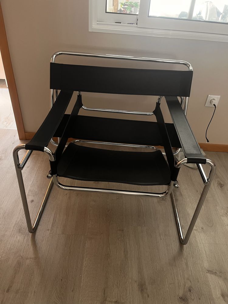 Cadeira Wassily – Design Clássico Bauhaus – Em ótimo estado!