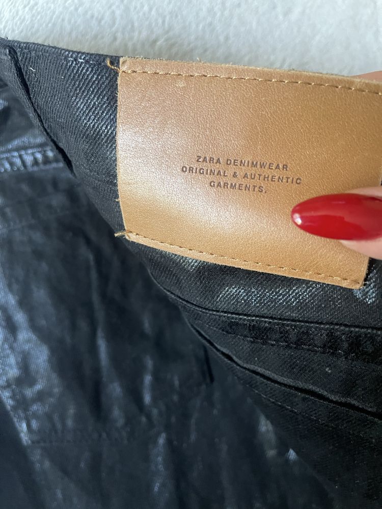 Дитячі чорні прямі джинси Zara з блиском шимером на 10 років 140 см