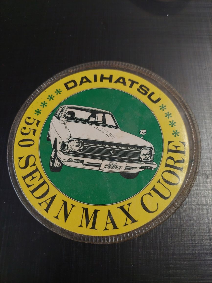 Daihatsu 550 sedan max cuore publicidade