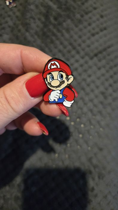 Przypinka Mario1.