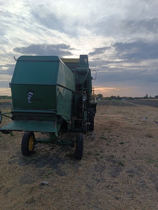 Продам комбайн JOHN DEERE 430