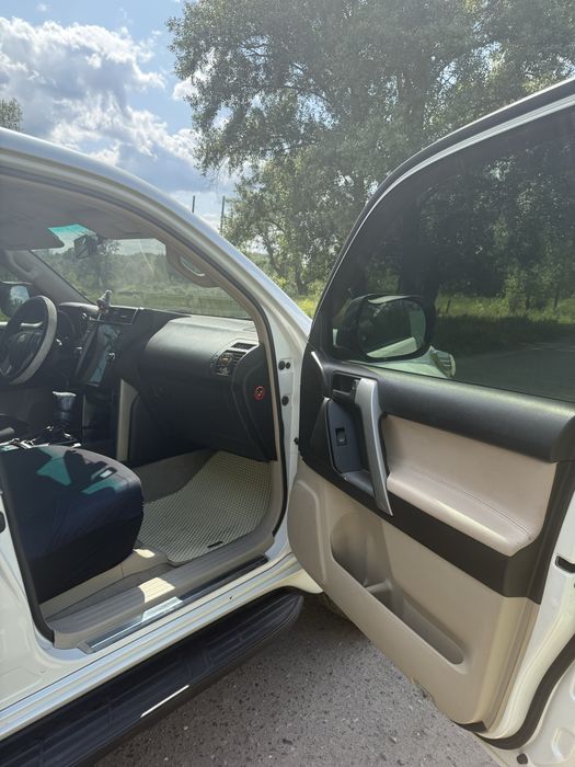 Тойота Прадо 150. Возможен обмен.