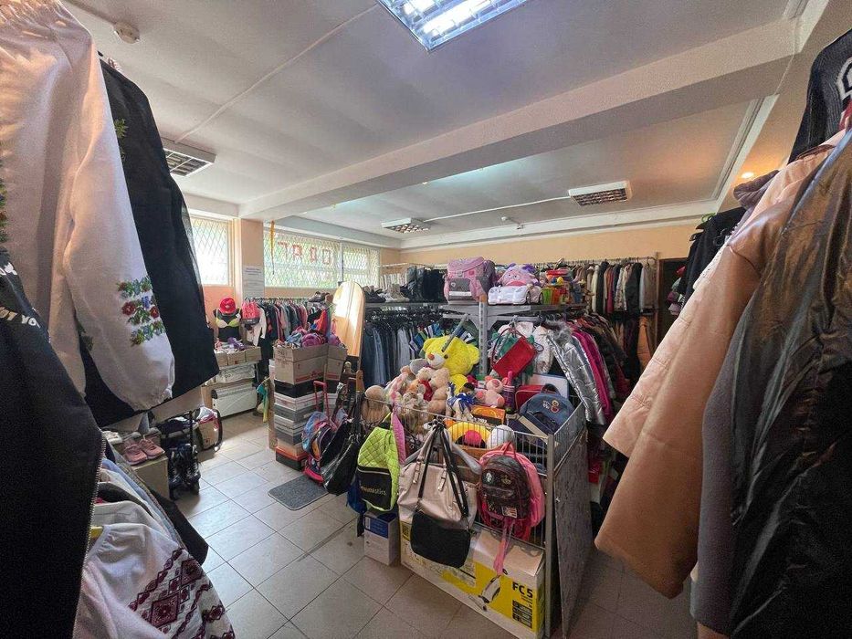 Продам приміщення, 82кв.м., Лайоша Гавро 6!