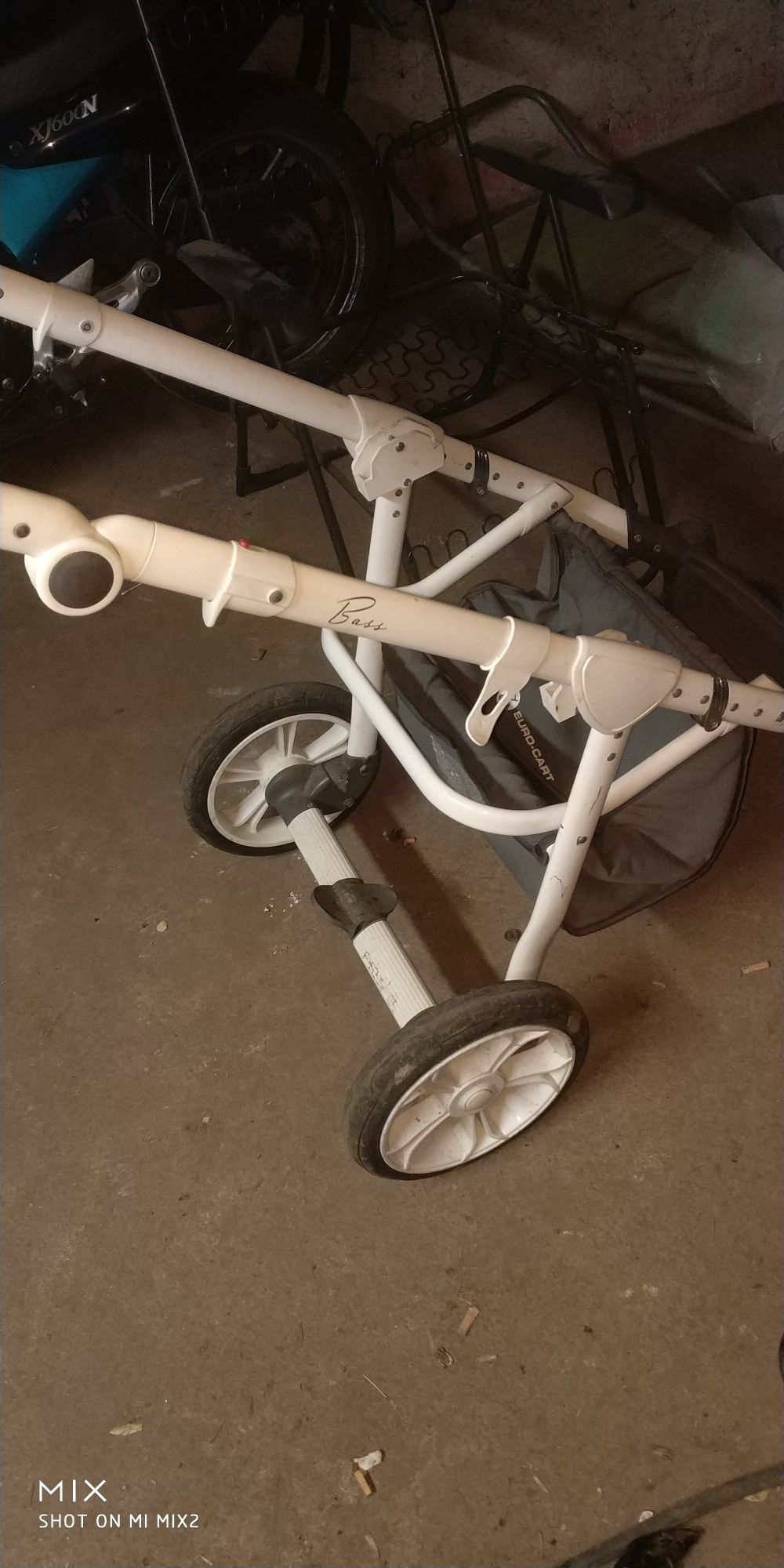 Wòzek dla dziecka stan dobry lekkie ślady użytkowania  ,