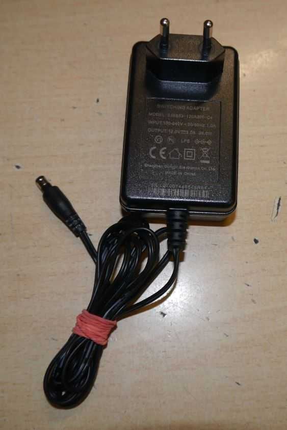 Zasilacz wtyczkowy 12V 3A wtyk 5,5x2,1 mm