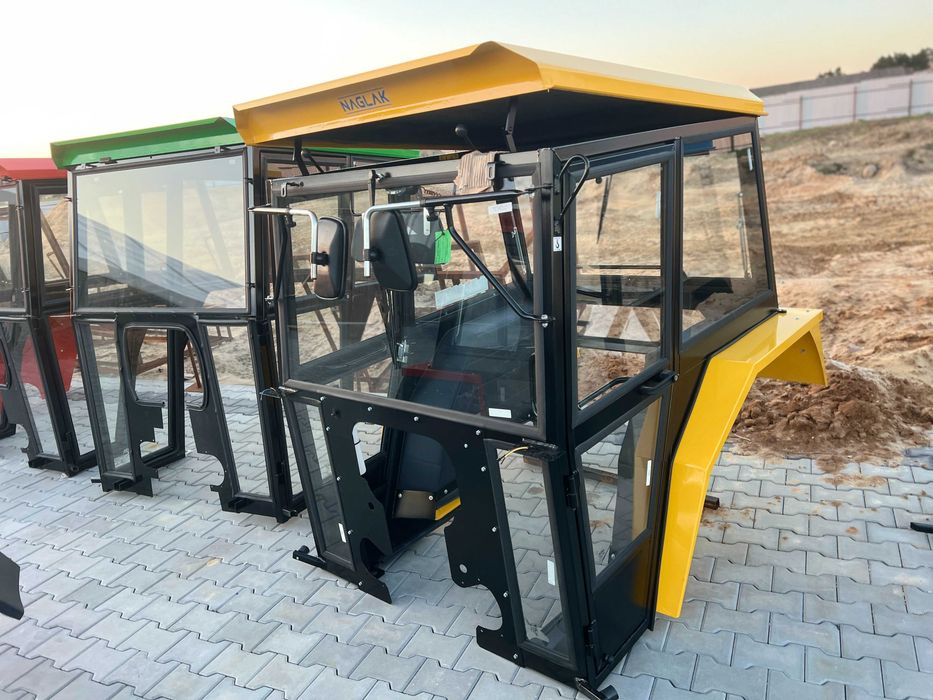 Kabina Ursus C360 C-360 C-330 C330 T-25 z błotnikami NAGLAK ---RATY---