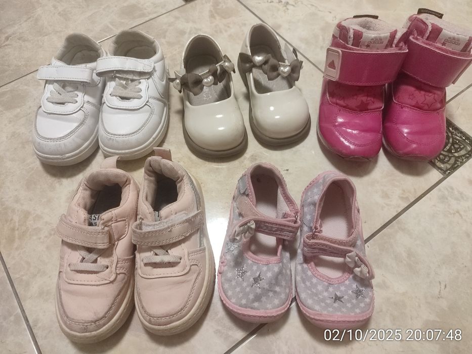 Взуття 23 розмір