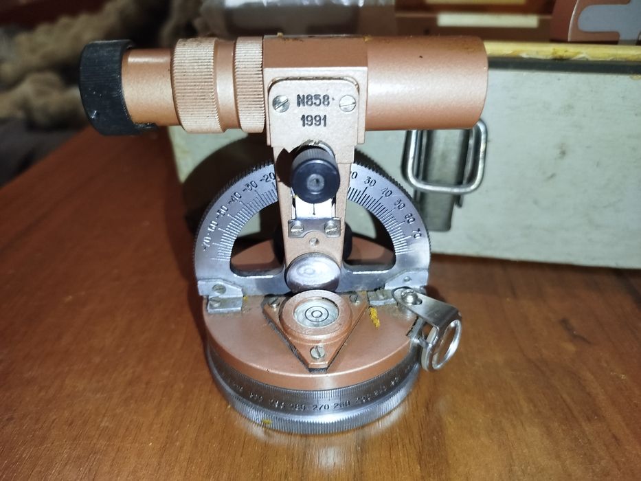 Угломер у-60 маркшейдерскй