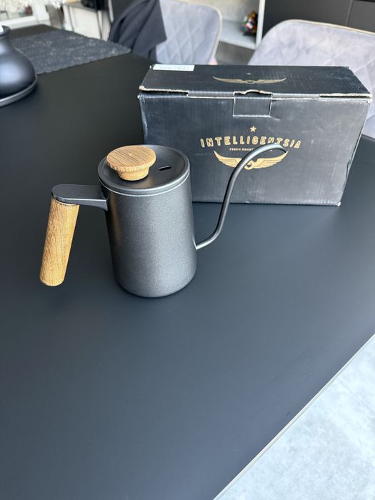 Konewka, czajnik do dripa