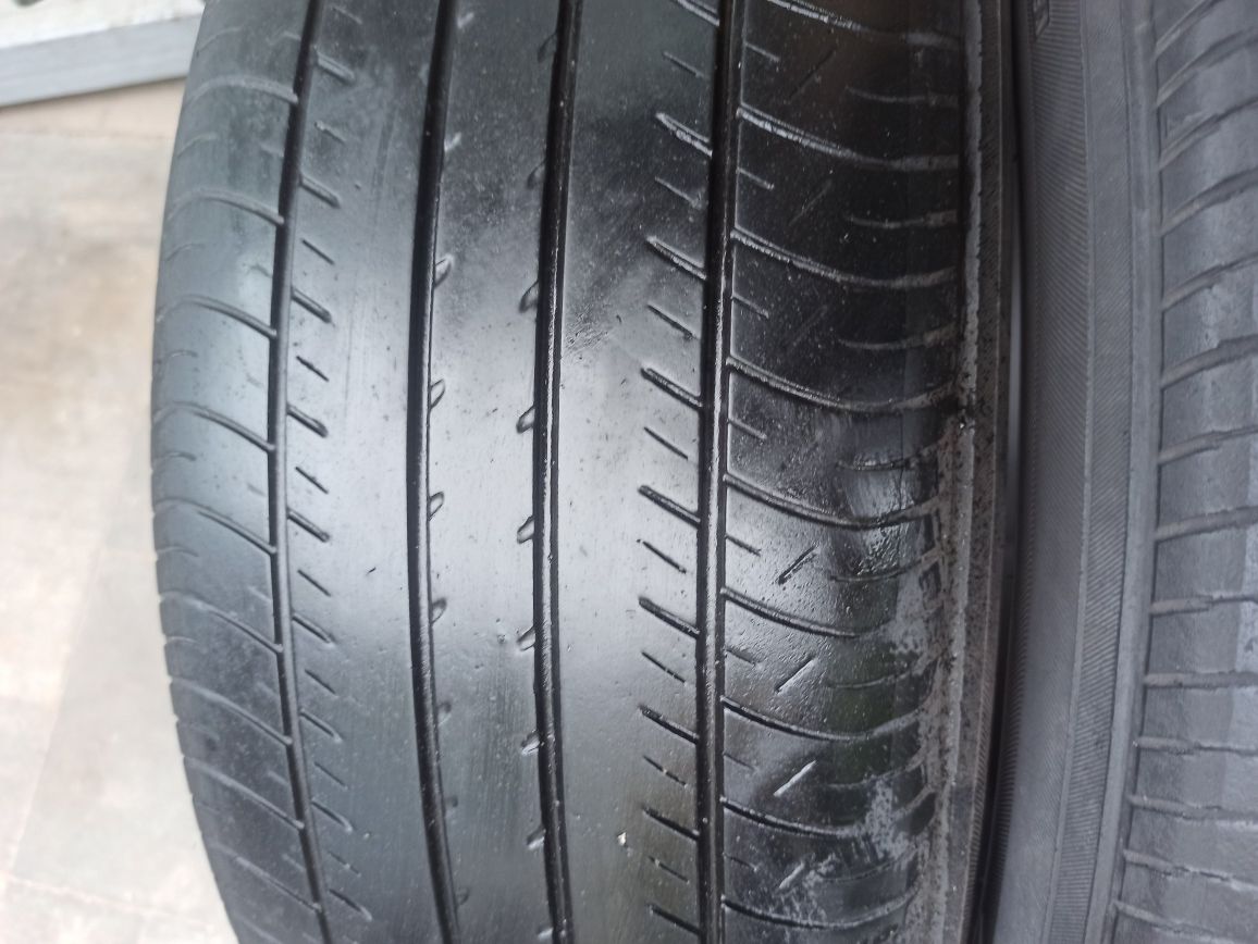 Летняя резина ПАРА 215/60 R16 Yokohama Decibel