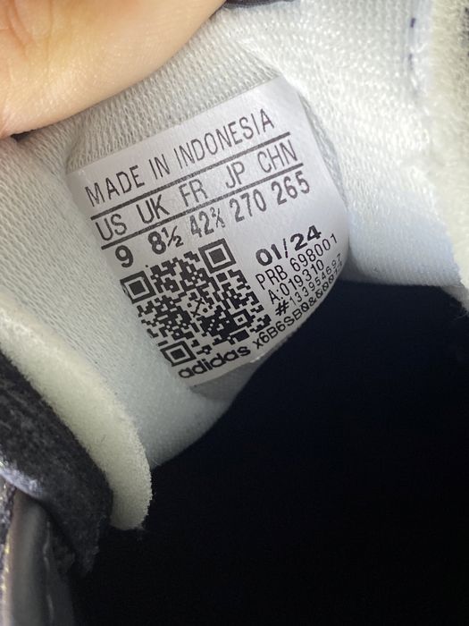 Adidas Mundial шкіряні футбольні футзалки як нові 42 42.5р адідас
