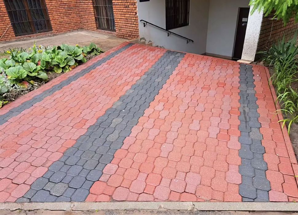 Mycie kostki brukowej Olsztyn – tanio i skutecznie