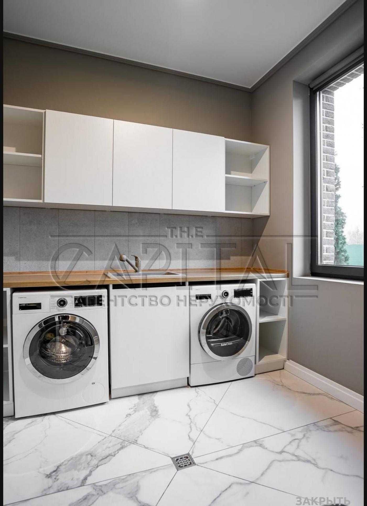 Продаж / Будинок / Романків / 430 м2
