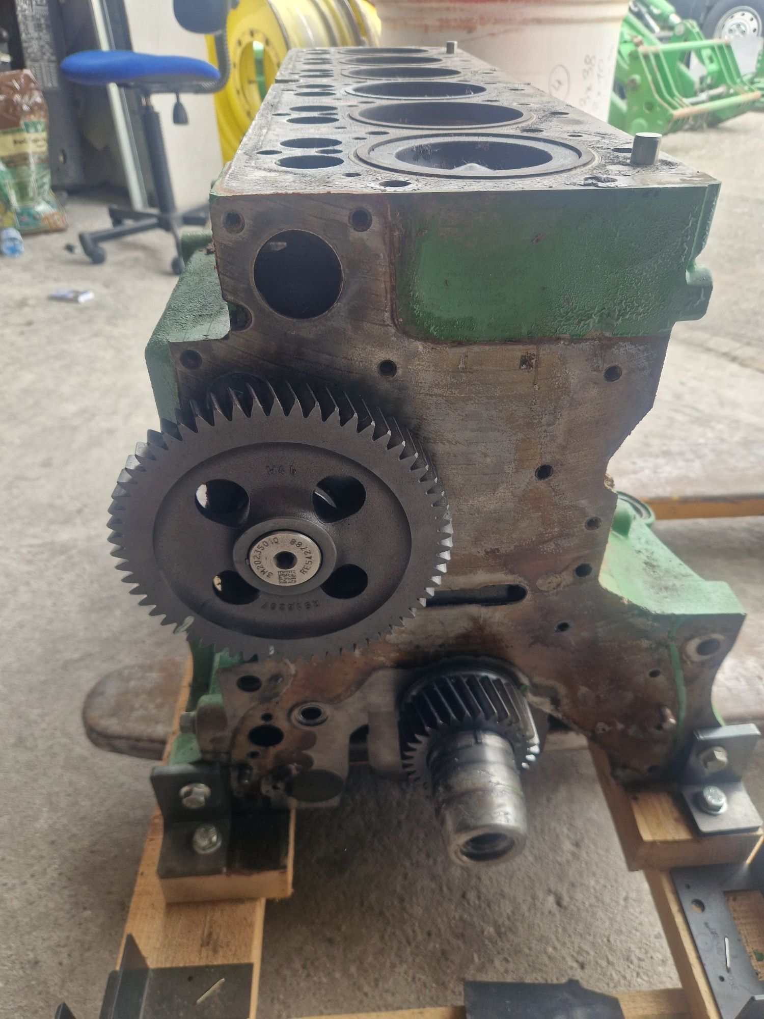 John deere silnik blok R534123  / 6068  /