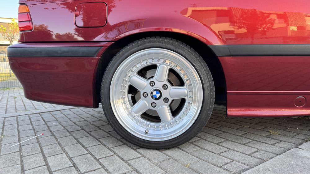 BMW E36 318is Coupé
