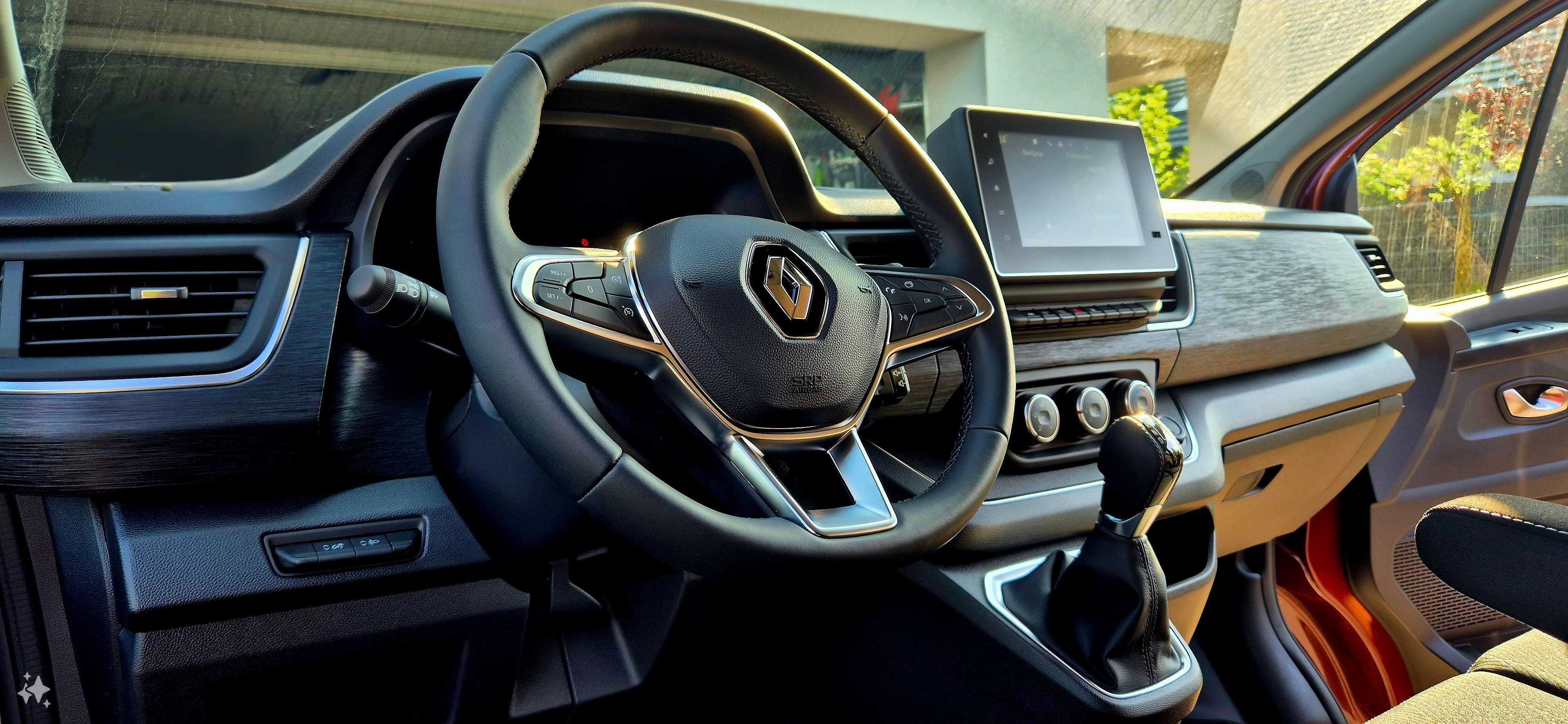 Wynajem Busa bus Renault Trafic 9 osobowy NOWY Automat Jastrzębie Żory