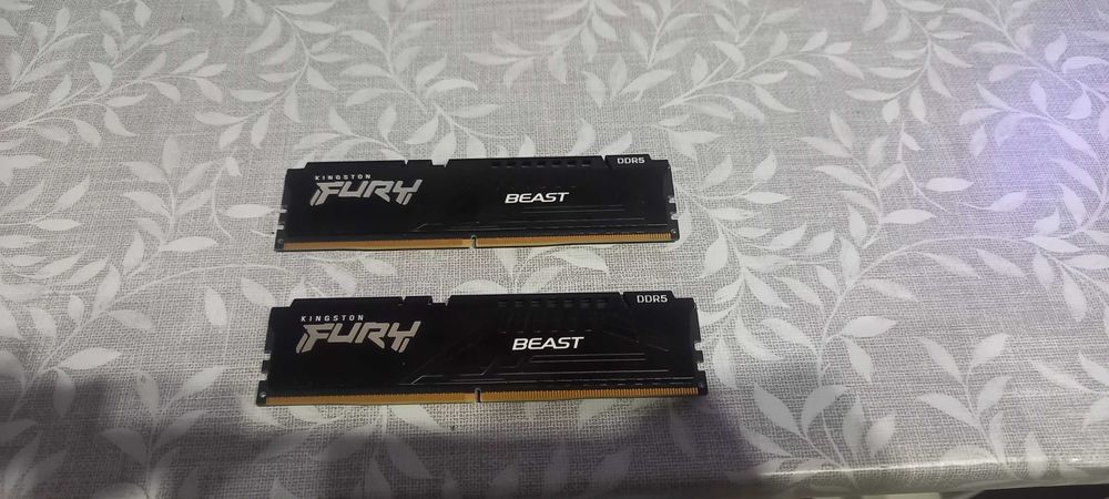 Pamiec ram ddr5 6000 mhz cl30 2x8 gb Kingston Fury beast Stan Idealny