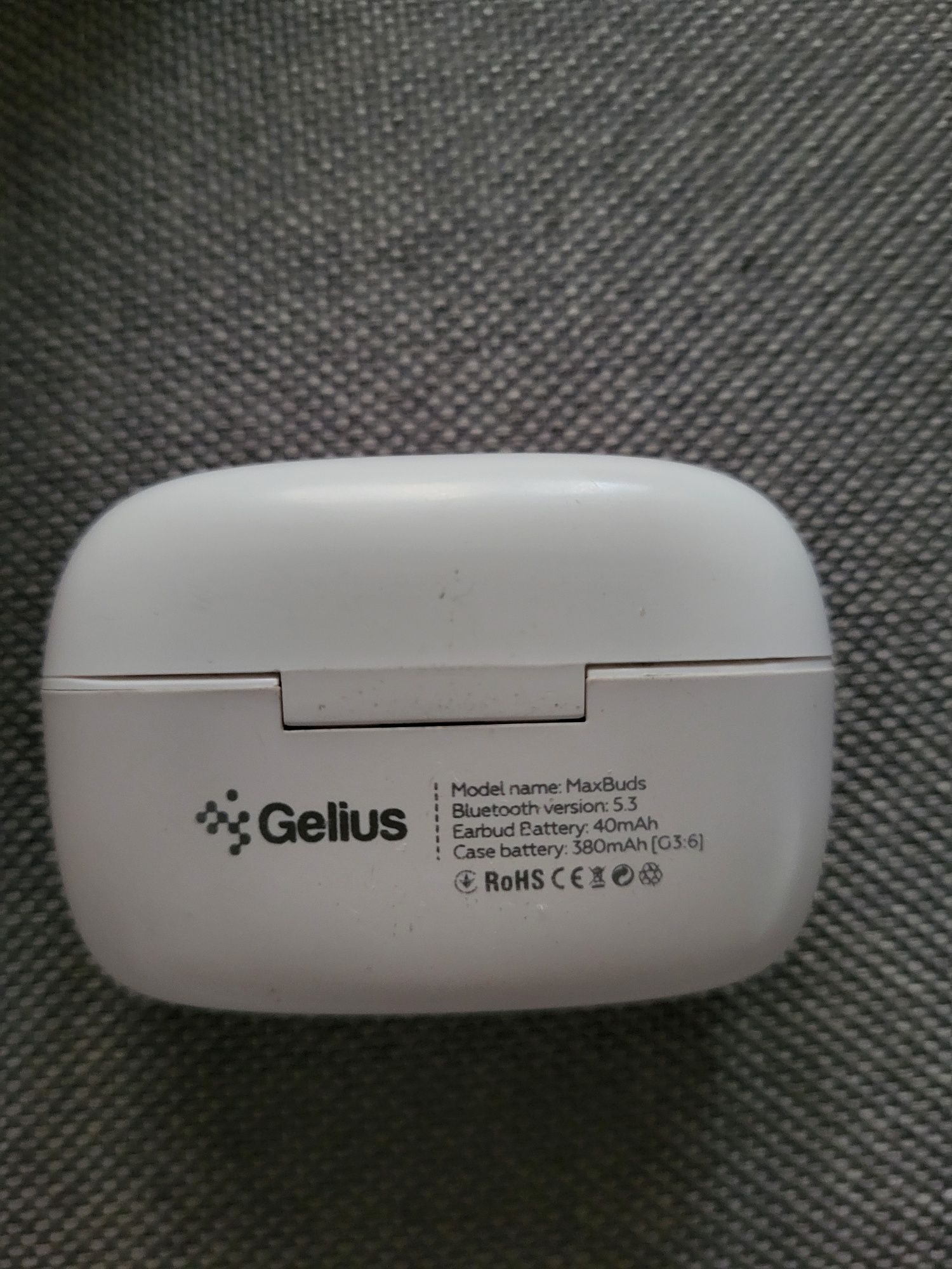 Кейс для бездротових навушників TWS Gelius MaxBuds GP-TWS025 White