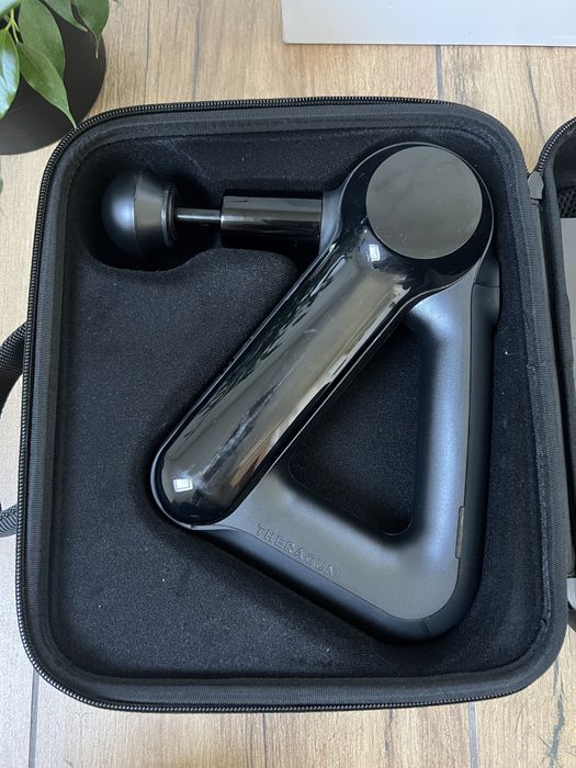 Перкусійний масажер для м'язів Масажний пістолет THERAGUN G3