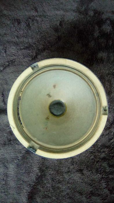 Stary głośnik radio Wola, sprawny.