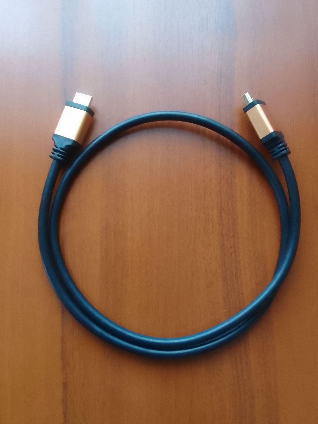 Кабель HDMI новий