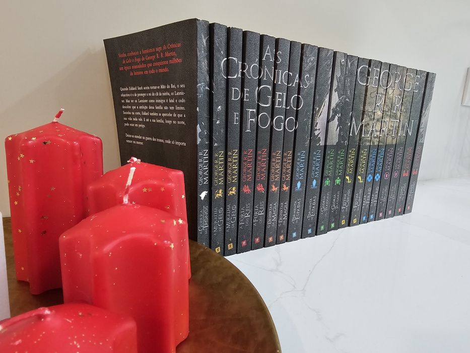 Crónicas de Gelo e Fogo