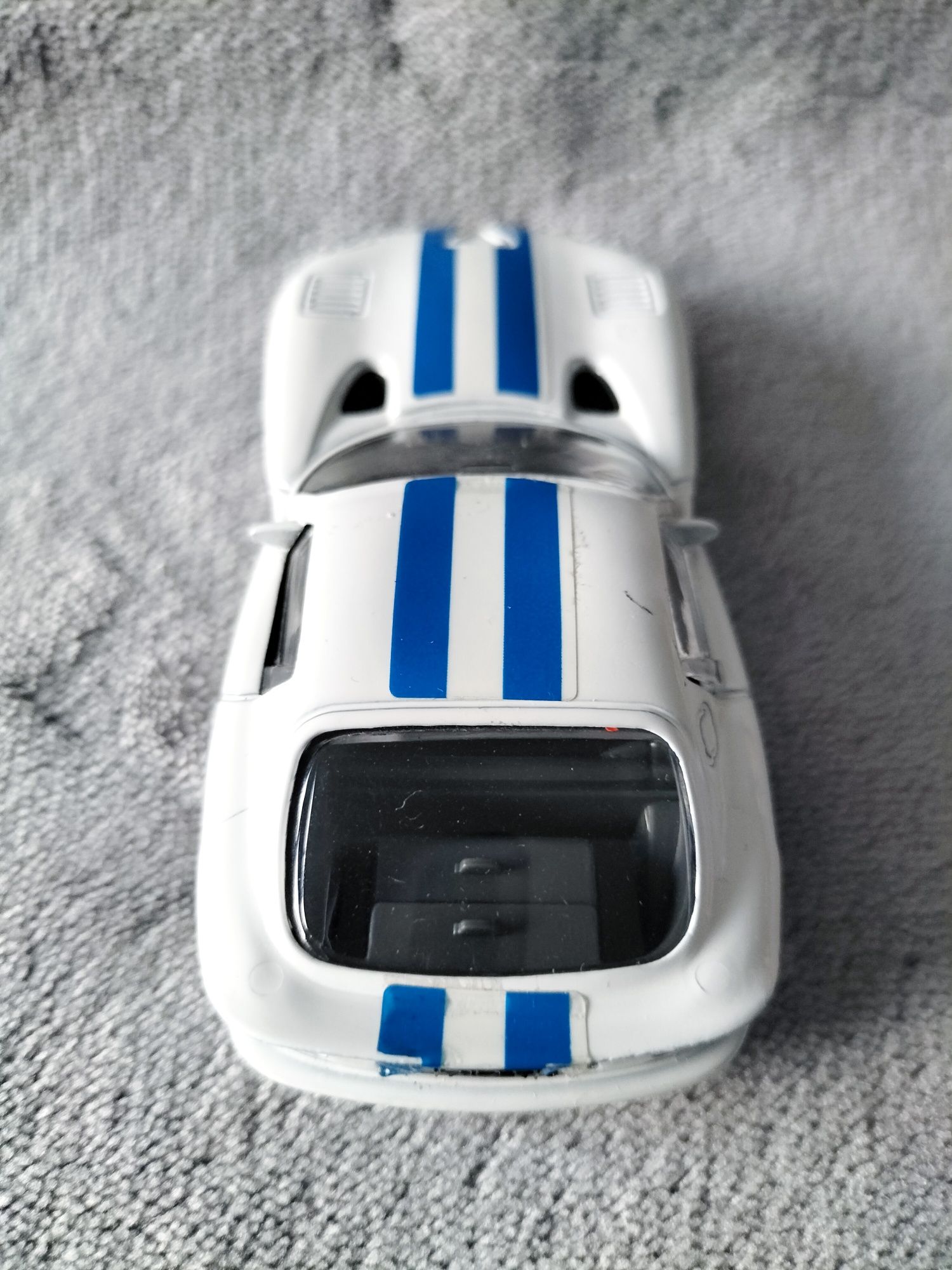 Dodge Viper GTS  Coupe Bburago 1:43 Kolekcjonerski model samochodu