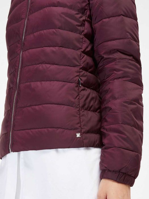 Casaco/ Kispo penas cor-de-vinho Massimo Dutti