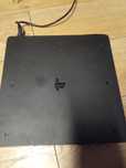 Sprzedam PlayStation 4
