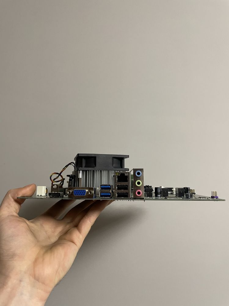 Комплект 1151 ECS H110H4-EM/i3 6100/8GB/кулер