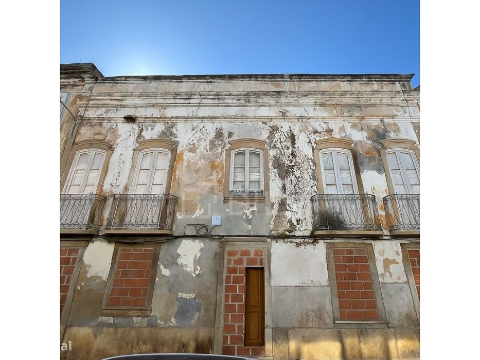 Prédio para recuperar, Centro de Faro, Algarve