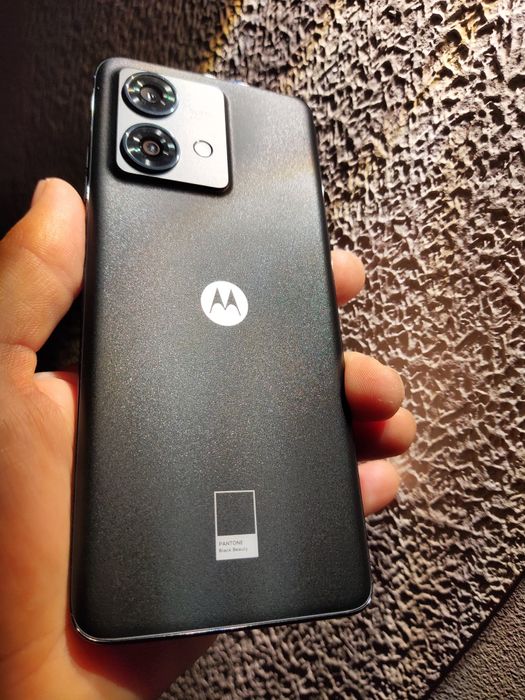 Motorola edge 40 neo 12/256 Гб