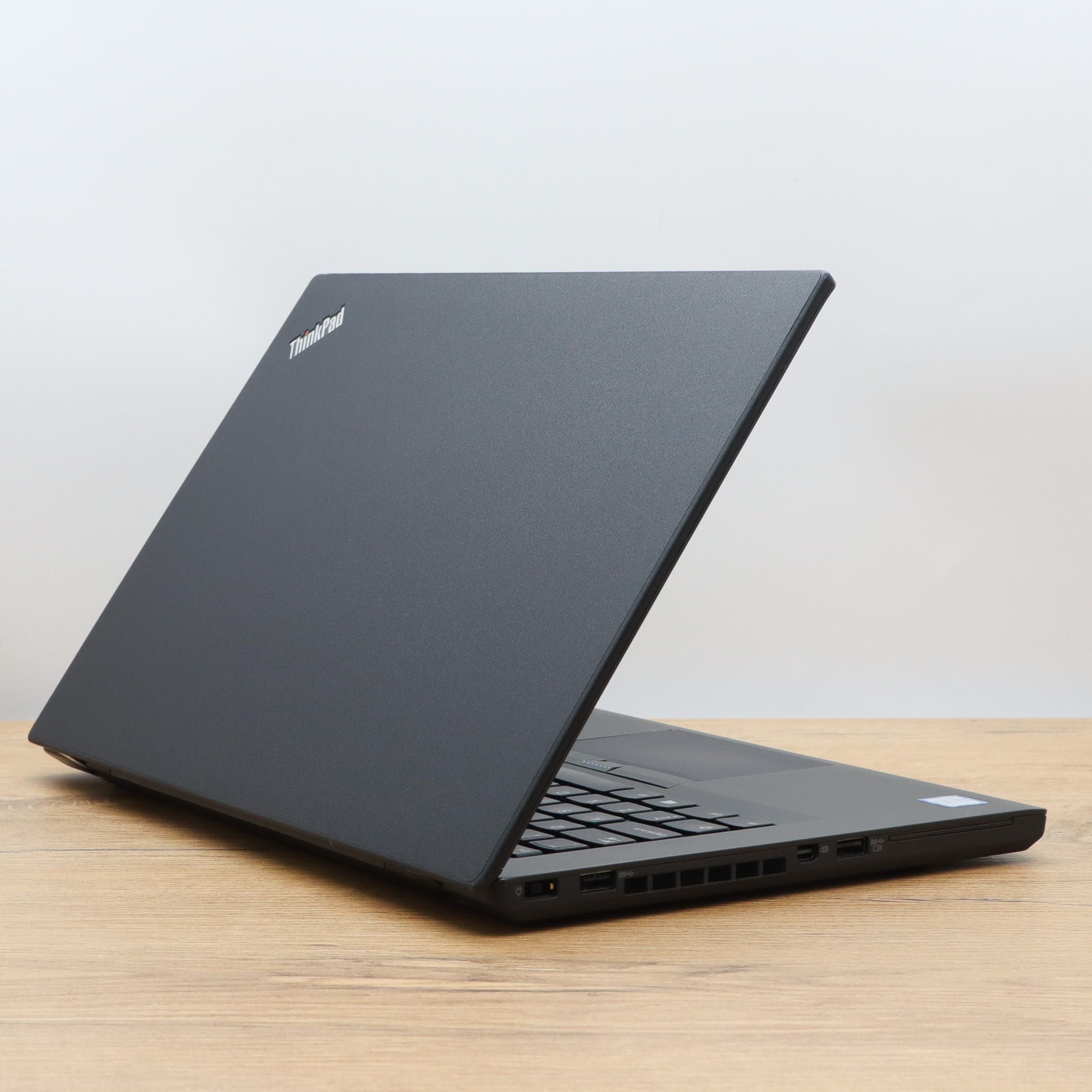 Laptop Lenovo ThinkPad T460 i5-6300U 8GB RAM 256GB SSD 14" HD