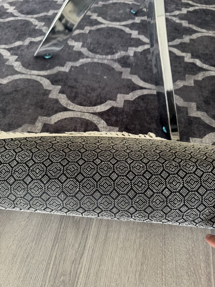 Conjunto Sala (Mesa, Cadeiras, Tapete)