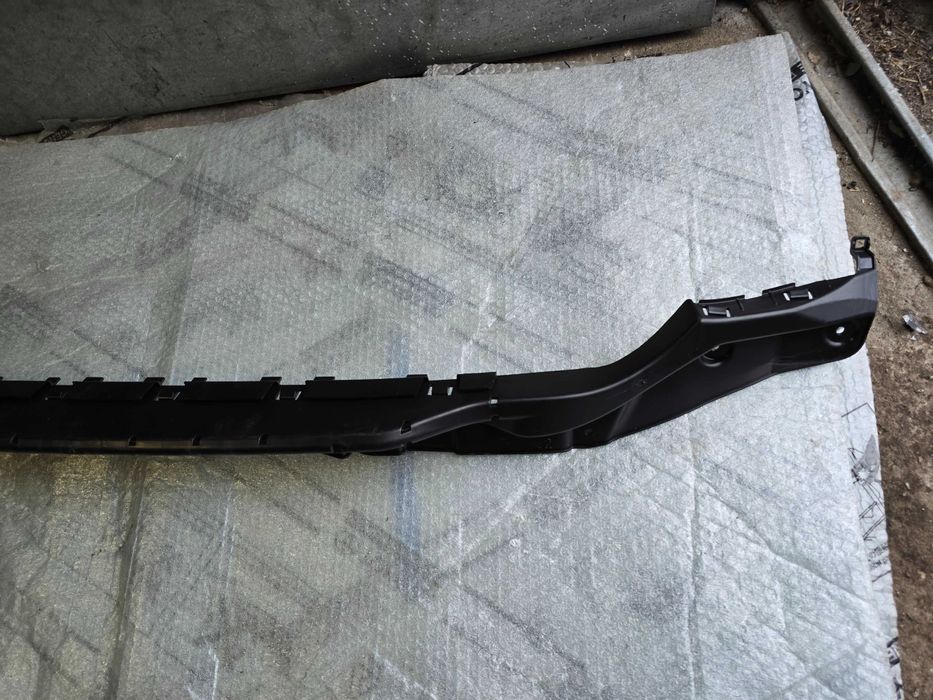 ślizg zderzaka tył Fiat 500E Elektryk nowy oryginał