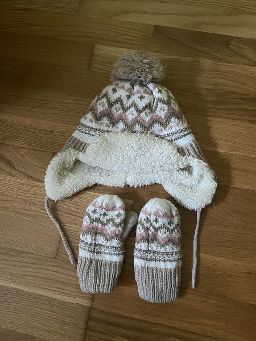 Комплет шапки та рукавички