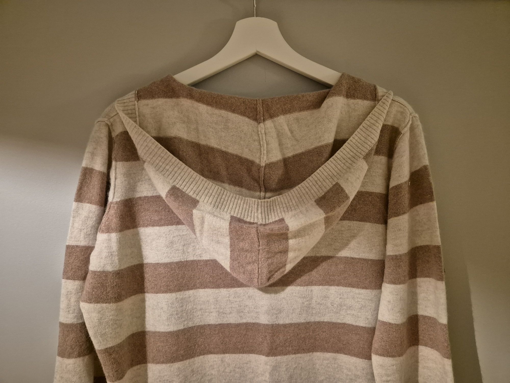 Sweter wełniany XL H&M sweterek z kapturem w pasy beżowy swetr bluzka