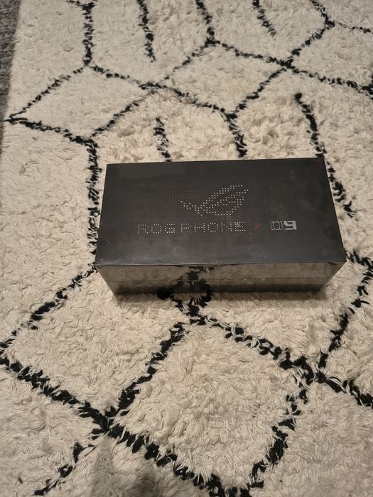 Sprzedam Rock PHON 9